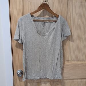 GAP Light Gray V-Neck Short Sleeve Tee